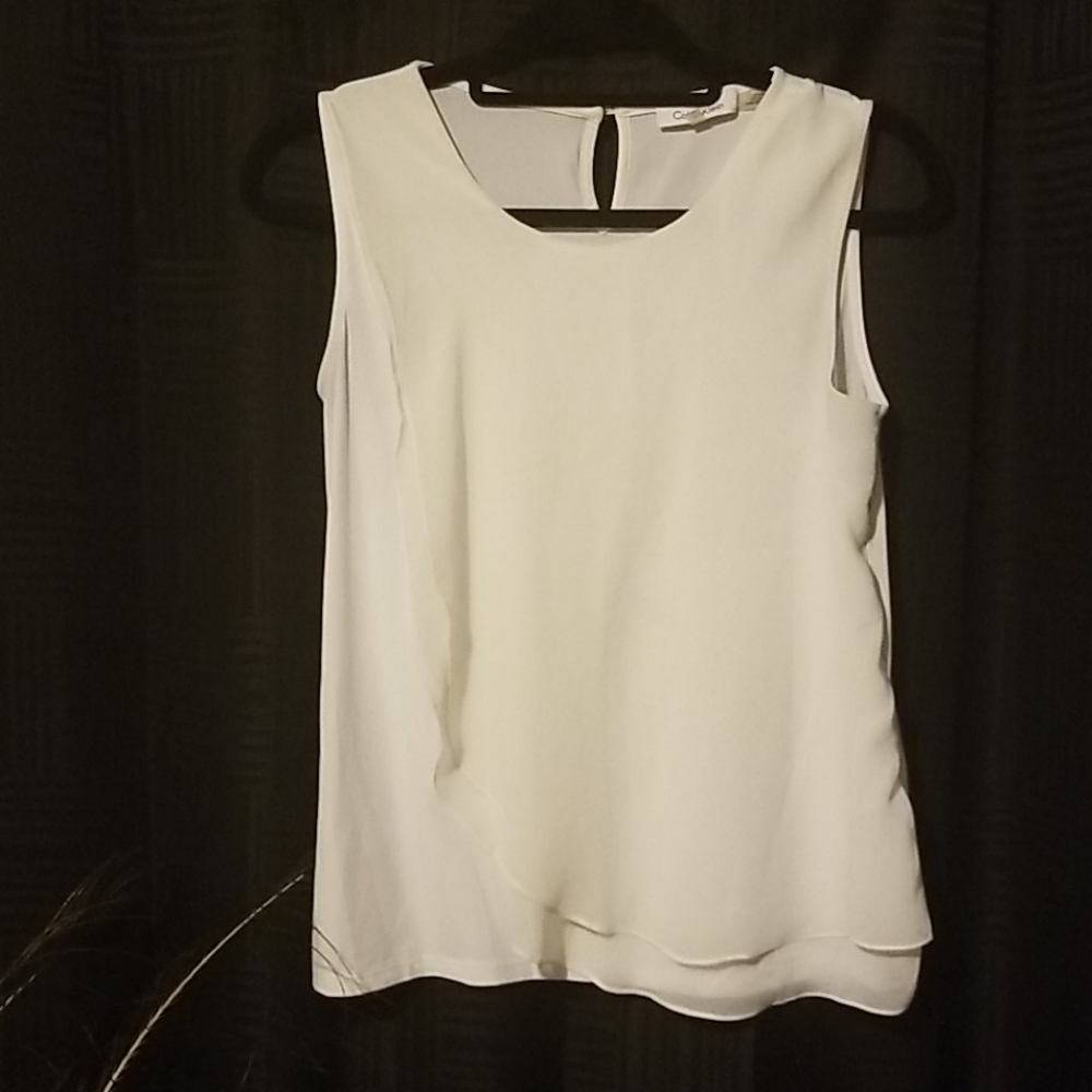 Beautiful Calvin Klein White Blouse. Size  XS